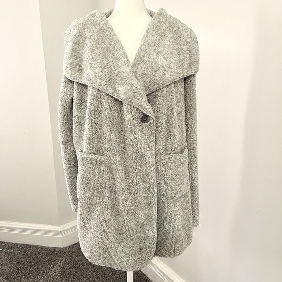 Hugs From Soft Surroundings Hug Me Cardigan Size Medium Cozy Fleece Pockets Gray - Picture 3 of 9